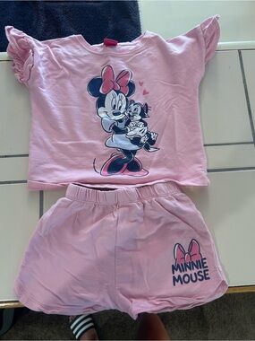 Disney Pink Minnie Mouse Girls Pajama Set